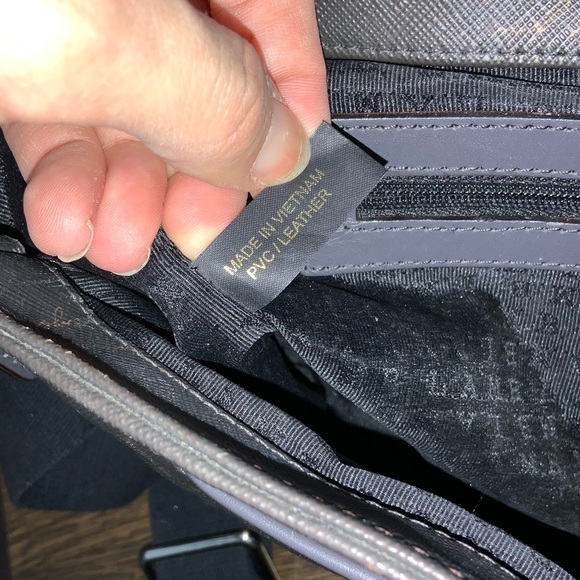 L.A.M.B GWEN STEFANI Large Black Handprint Graphic Messenger Bag Unisex Adult - Picture 6 of 16